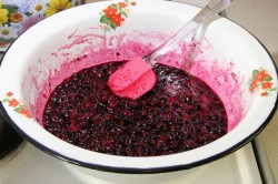 Варенье из ирги на зиму пятиминутка - шаг 7