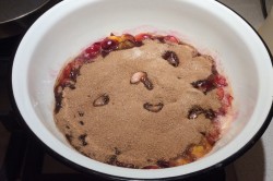 Варенье из слив с какао - шаг 9