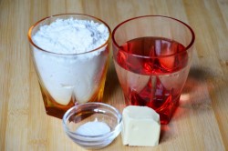 Вареники на заварном тесте - шаг 1 Вареники на заварном тесте - шаг 1