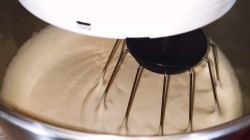 Влажный пирог к чаю - шаг 1 Влажный пирог к чаю - шаг 1