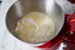 Воздушные булочки нежные и мягкие как пух в духовке - шаг 5 Воздушные булочки нежные и мягкие как пух в духовке - шаг 5