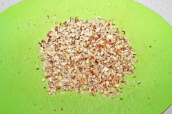 Воздушный кекс на кефире с изюмом - шаг 7 Воздушный кекс на кефире с изюмом - шаг 7