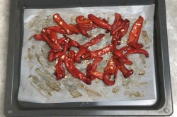 Вяленые болгарские перцы на зиму - шаг 10 Вяленые болгарские перцы на зиму - шаг 10