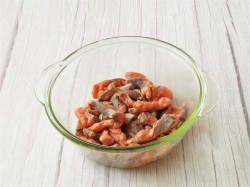 Хе из горбуши в домашних условиях по-корейски - шаг 7 Хе из горбуши в домашних условиях по-корейски - шаг 7