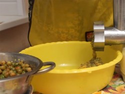 Холодное варенье из крыжовника - шаг 2