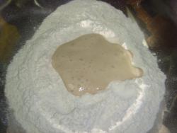 Хрущевское тесто сдобное дрожжевое - шаг 4 Хрущевское тесто сдобное дрожжевое - шаг 4