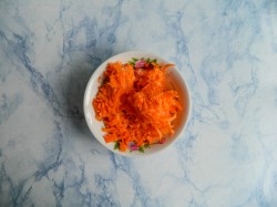 Хрустящая маринованная капуста быстрого приготовления - шаг 3