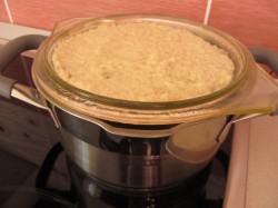 Яблочная запеканка с изюмом на пару - шаг 9