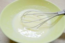 Яблочный пирог с творогом и лимоном - шаг 4 Яблочный пирог с творогом и лимоном - шаг 4