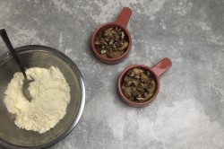 Яблочный крамбл с яблоками - шаг 10