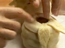 Яблоки запеченные в слоеном тесте в духовке - шаг 14 Яблоки запеченные в слоеном тесте в духовке - шаг 14