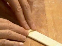 Яблоки запеченные в слоеном тесте в духовке - шаг 9 Яблоки запеченные в слоеном тесте в духовке - шаг 9