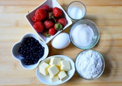 Ягодный коблер - шаг 1 Ягодный коблер - шаг 1