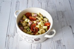 Яйца запеченные с ветчиной и овощами - шаг 9 Яйца запеченные с ветчиной и овощами - шаг 9