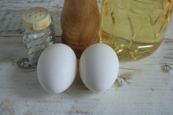 Яичница глазунья - шаг 1