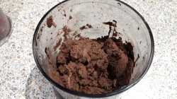 Яичный рулет с печенью - шаг 1