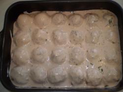 Ежики из фарша в соусе - шаг 6