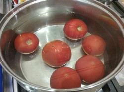 Заготовка из помидоров на зиму - шаг 1