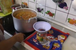 Заготовка Рассольник из свежих огурцов перловой крупой - шаг 12 Заготовка Рассольник из свежих огурцов перловой крупой - шаг 12