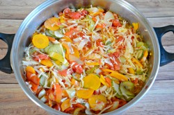 Салат Охотничий на зиму - шаг 9