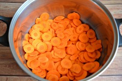 Салат Охотничий на зиму - шаг 2