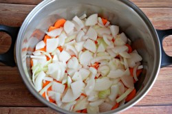 Салат Охотничий на зиму - шаг 3