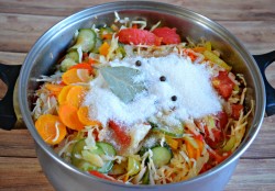 Салат Охотничий на зиму - шаг 8