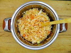 Солянка с грибами и капустой в банки на зиму - шаг 6 Солянка с грибами и капустой в банки на зиму - шаг 6