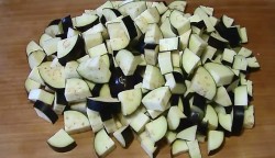 Баклажаны кубиками как грибы - шаг 2