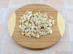 Закуска Рафаэлло из рыбы - шаг 4 Закуска Рафаэлло из рыбы - шаг 4