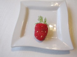 Закуска с сельдью Клубнички - шаг 9