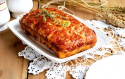 Закусочный кекс с вялеными томатами, мясным ассорти, моцареллой и тимьяном - шаг 8 Закусочный кекс с вялеными томатами, мясным ассорти, моцареллой и тимьяном - шаг 8