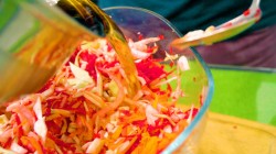 Закусочный салат с капустой и свеклой - шаг 11 Закусочный салат с капустой и свеклой - шаг 11