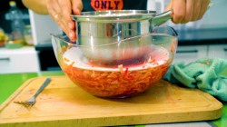Закусочный салат с капустой и свеклой - шаг 13 Закусочный салат с капустой и свеклой - шаг 13