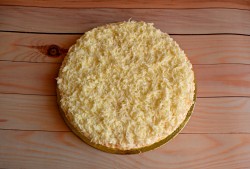 Закусочный торт из вафельных коржей с консервами - шаг 5 Закусочный торт из вафельных коржей с консервами - шаг 5