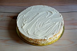 Закусочный торт из вафельных коржей с консервами - шаг 6 Закусочный торт из вафельных коржей с консервами - шаг 6