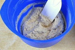 Закусочный торт Наполеон с икрой и печенью трески Новогодний - шаг 2 Закусочный торт Наполеон с икрой и печенью трески Новогодний - шаг 2