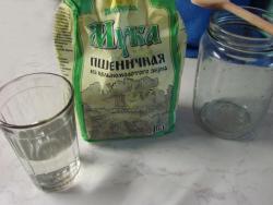 Закваска для бездрожжевого хлеба - шаг 1 Закваска для бездрожжевого хлеба - шаг 1