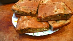 Заливной пирог капустный на тесте с кефиром и яйцом - шаг 13 Заливной пирог капустный на тесте с кефиром и яйцом - шаг 13