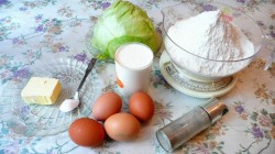 Заливной пирог капустный на тесте с кефиром и яйцом - шаг 1 Заливной пирог капустный на тесте с кефиром и яйцом - шаг 1