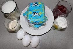 Творожная запеканка с вишней классическая - шаг 1