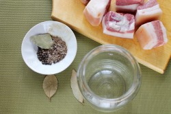 Засолка сала в банке в рассоле - шаг 4 Засолка сала в банке в рассоле - шаг 4