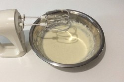 Заварные блины на кефире и кипятке - шаг 5 Заварные блины на кефире и кипятке - шаг 5