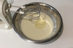 Заварные блины на кефире и кипятке - шаг 7 Заварные блины на кефире и кипятке - шаг 7