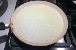 Заварные блины на кефире и кипятке - шаг 8 Заварные блины на кефире и кипятке - шаг 8