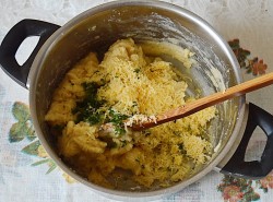 Заварные булочки с сыром - шаг 6 Заварные булочки с сыром - шаг 6