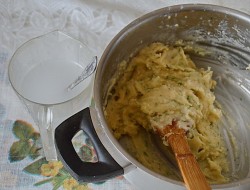 Заварные булочки с сыром - шаг 7 Заварные булочки с сыром - шаг 7