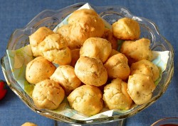 Заварные булочки с сыром - шаг 9 Заварные булочки с сыром - шаг 9