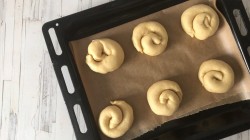 Завитушки с творогом - шаг 14 Завитушки с творогом - шаг 14