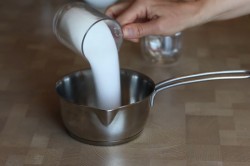 Зеркальная глазурь для торта шоколадная - шаг 2 Зеркальная глазурь для торта шоколадная - шаг 2